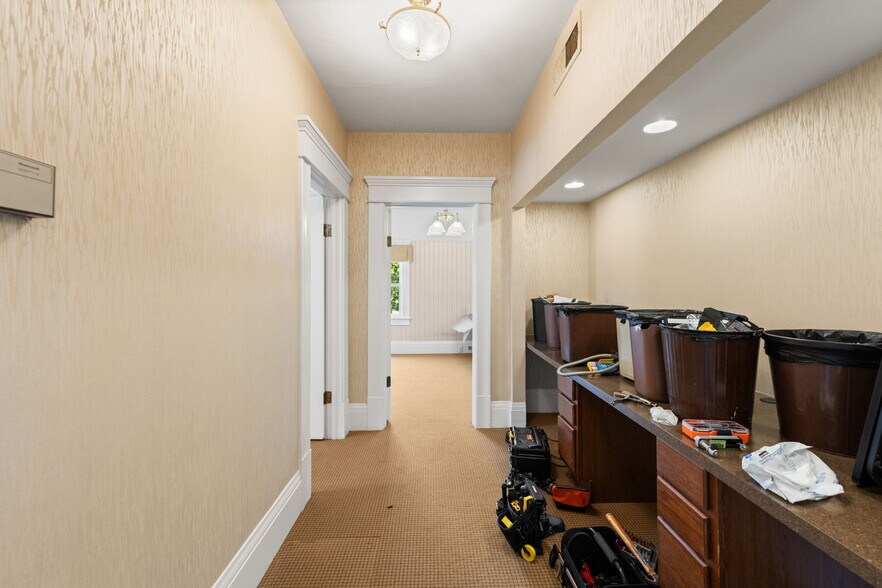 More Photos Of 503 W Palm Dr, Placentia Office Residential For Lease