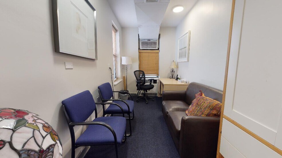 More Photos Of 98120 Queens Blvd, Rego Park Apartments For Sale