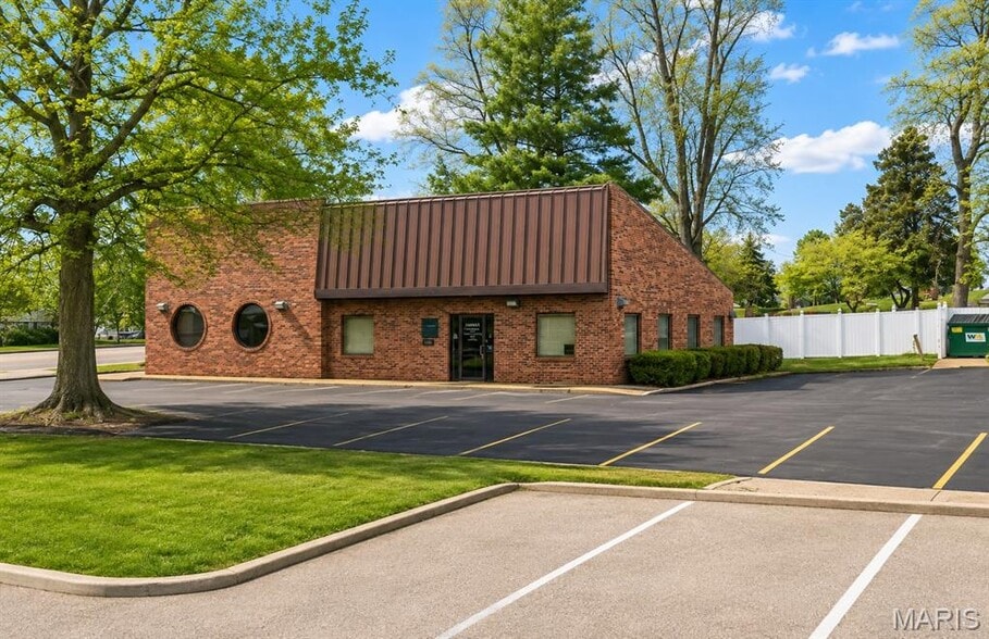 More Photos Of 1120 Graham Rd, Florissant Medical For Sale