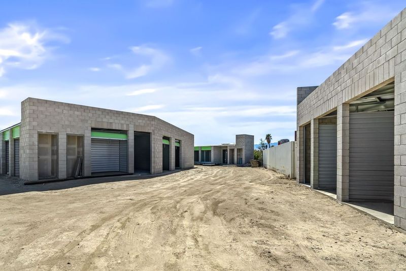 More Photos Of 81161 Indio Blvd, Indio Self Storage For Sale