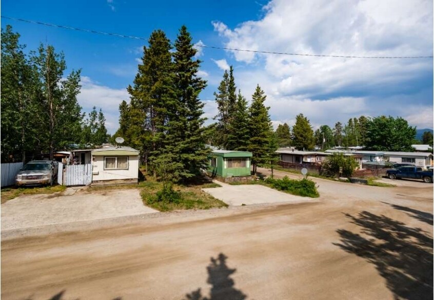 More Photos Of 986 Range Rd, Whitehorse Manufactured Housing Mobile Home Park For Sale