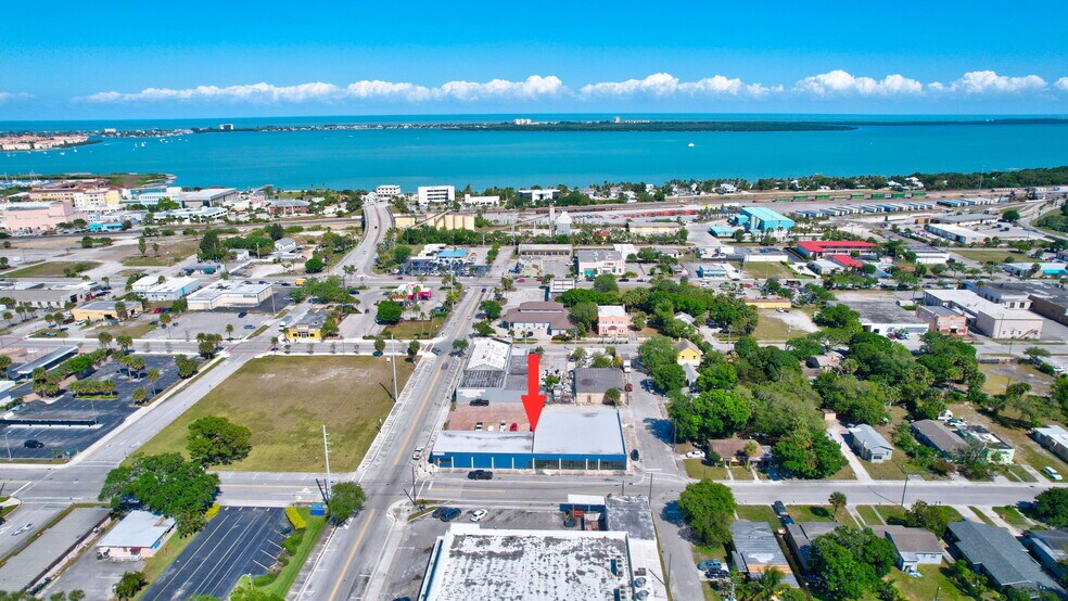 More Photos Of 519 Delaware Ave, Fort Pierce Freestanding For Lease