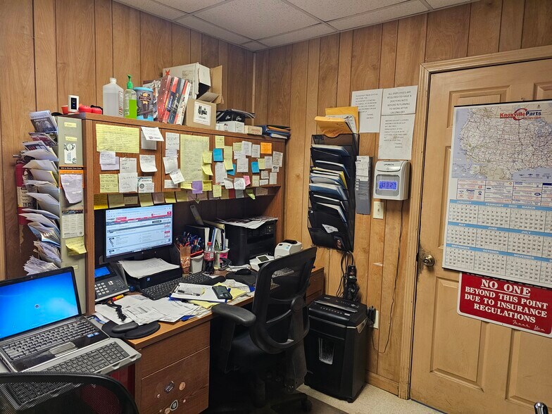 More Photos Of 130 Progress Way NE, Norton Service For Sale