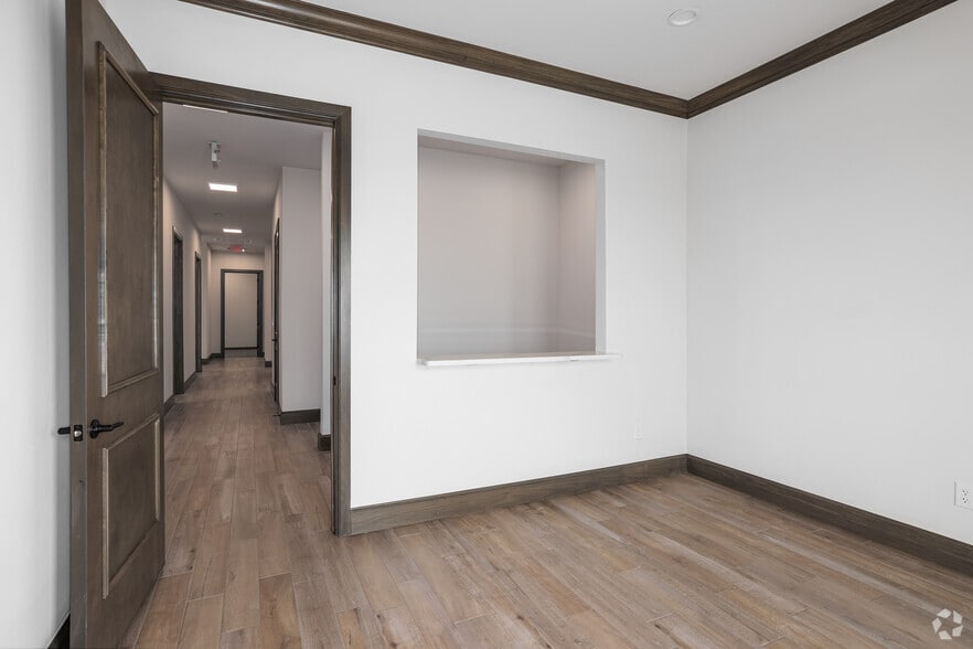 More Photos Of 17800 Knox Farm Rd, Edmond Unknown For Lease