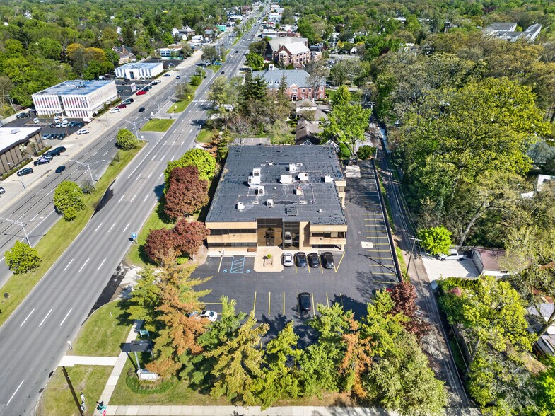 More Photos Of 26622 Woodward Ave, Royal Oak Office For Lease