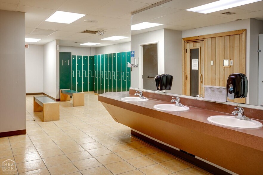 More Photos Of 2617 Phillips Dr, Jonesboro Health Club For Sale