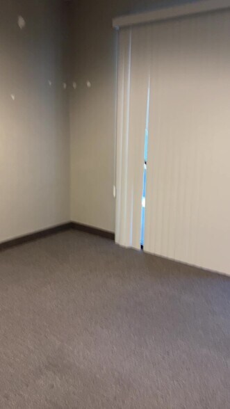 More Photos Of 6260 McLeod Dr, Las Vegas Office For Lease