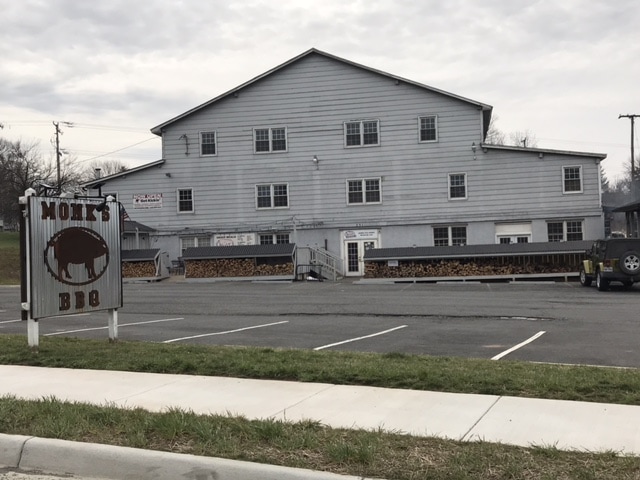 Primary Photo Of 251 N 21st St, Purcellville General Retail For Lease