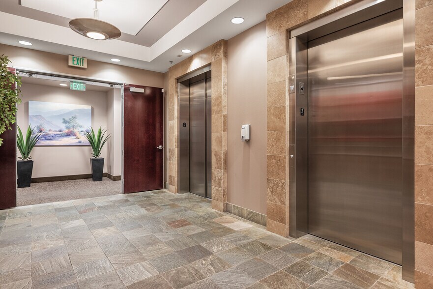 More Photos Of 7220 S Cimarron Rd, Las Vegas Medical For Sale