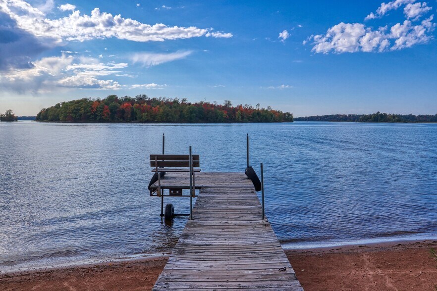 More Photos Of 8534 N Deerfoot Rd, Hayward Hotel For Sale