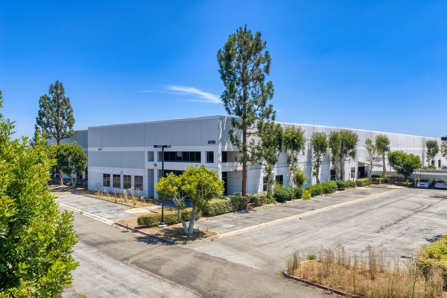More Photos Of 5750-5760 Grace Pl, Commerce Warehouse For Sale