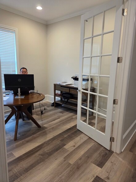 More Photos Of 4300 Westbrook Building B, Suwanee Medical For Lease