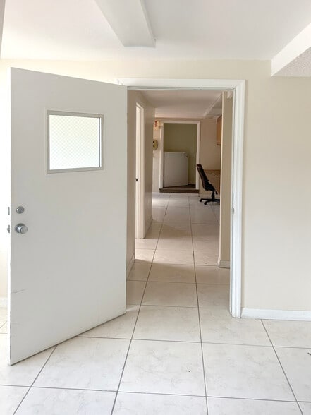 More Photos Of 706 N 7th St, Fort Pierce Office For Lease