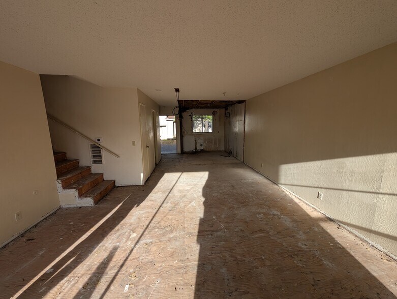 More Photos Of 1050 Elm St, Napa Apartments For Sale