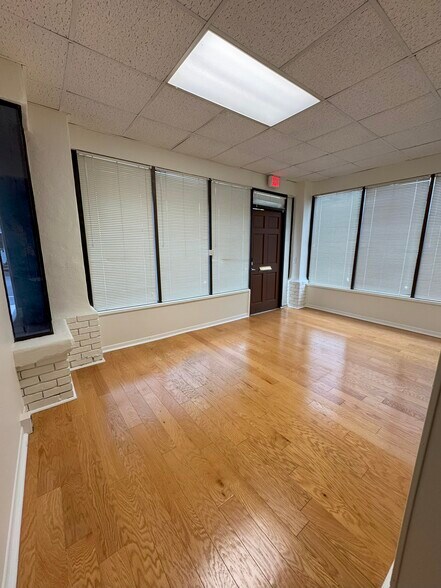 More Photos Of 307 S Boulevard, Tampa Office Residential For Lease