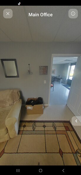 More Photos Of 9966 Samuel Rd, Carterville Self Storage For Sale