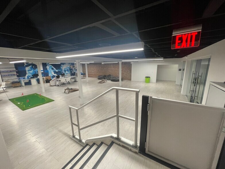 More Photos Of 237-239 2nd Ave S, Saint Petersburg Medical For Lease