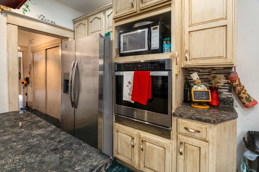 More Photos Of 1414 W MAin St, Marion Lodge Meeting Hall For Sale