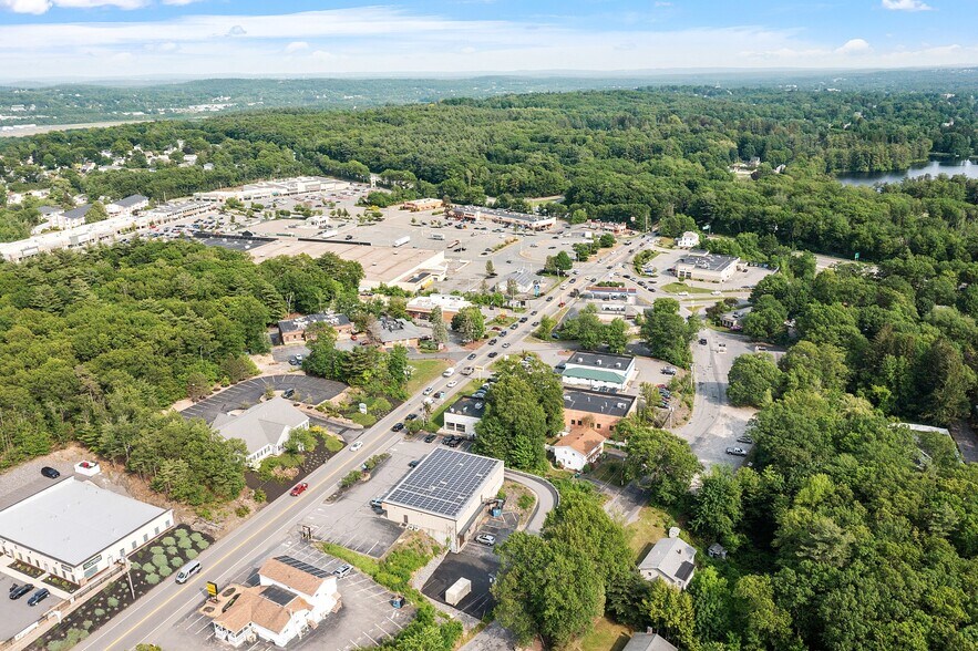 More Photos Of 67 Whalon St, Fitchburg Storefront For Lease