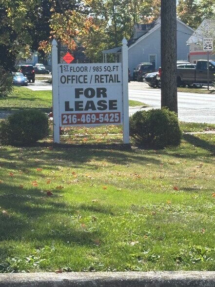 More Photos Of 150 Court St, Chardon Office Residential For Lease