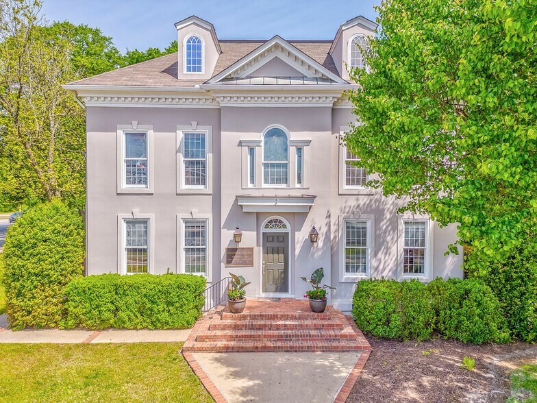 More Photos Of 417 Court St, Calhoun Office For Sale