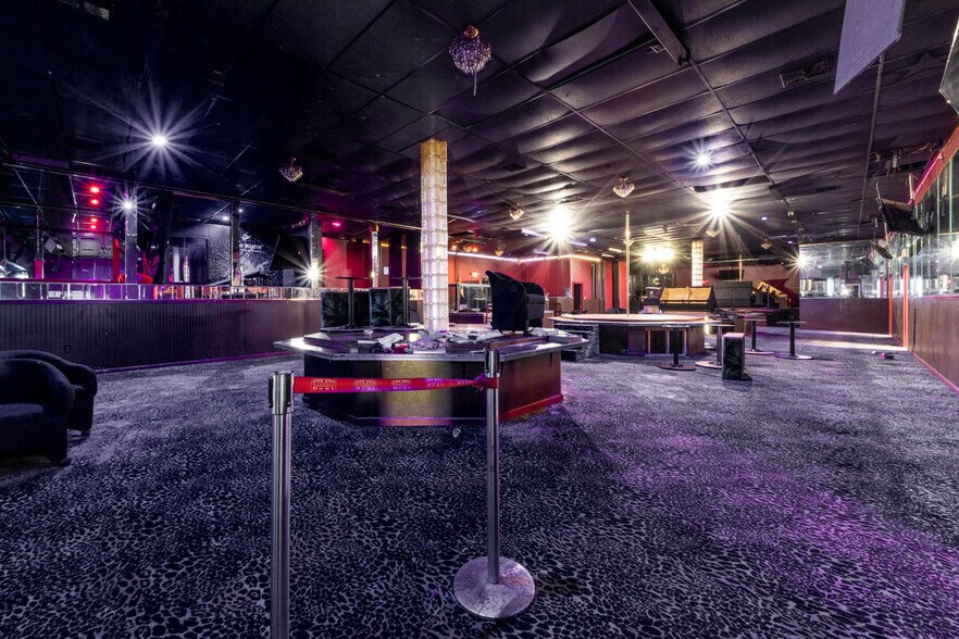 More Photos Of 243 S 88th St, Cahokia Heights General Retail For Sale