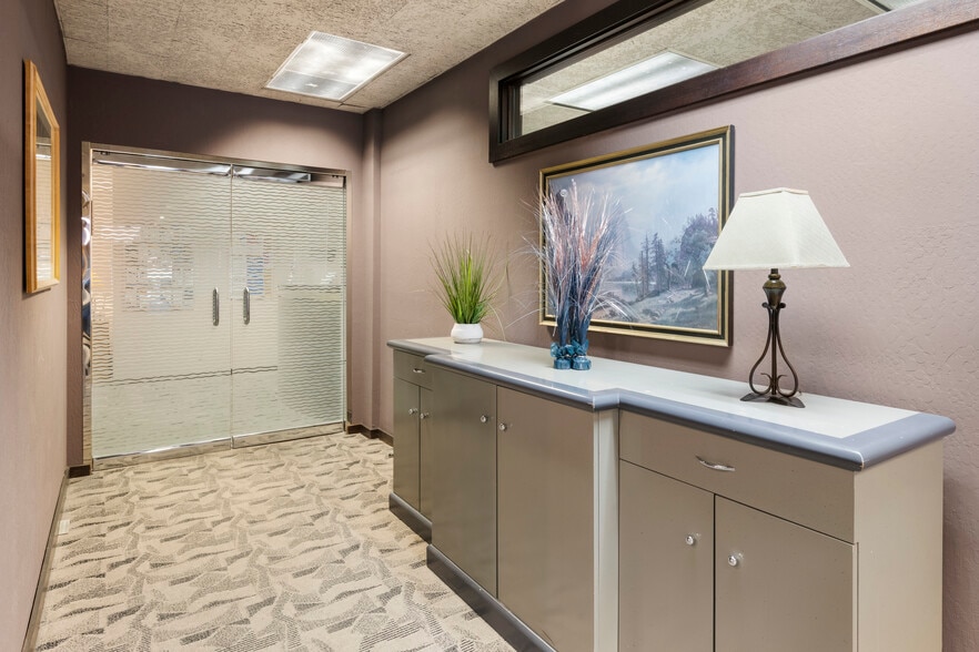 More Photos Of 299 S Arlington Ave, Reno Office For Sale