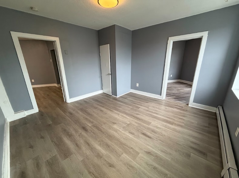 More Photos Of 57 Whiting St, New Britain Apartments For Sale
