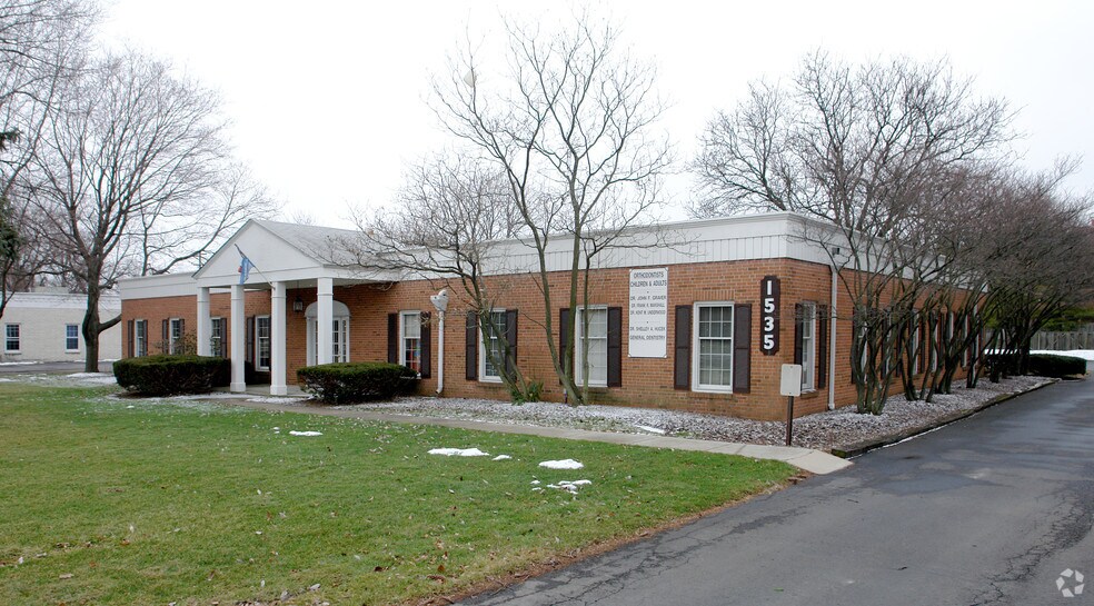 More Photos Of 1535 Old Henderson Rd, Columbus Office For Sale
