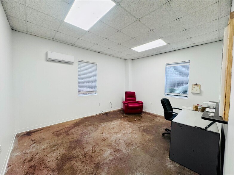 More Photos Of 4755 Cuba-Millington Rd, Millington Industrial For Lease