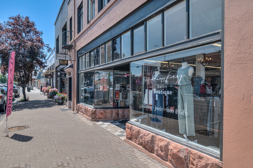 More Photos Of 395 N Main St, Prineville Storefront Retail Residential For Sale