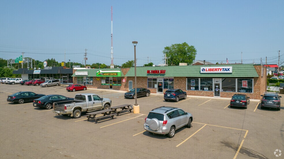 More Photos Of 401-407 N Clippert St, Lansing Unknown For Lease