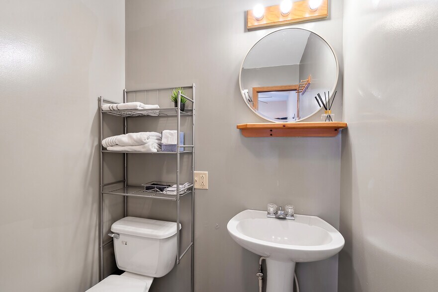 More Photos Of 596 Main St, Sterling Storefront Retail Office For Sale