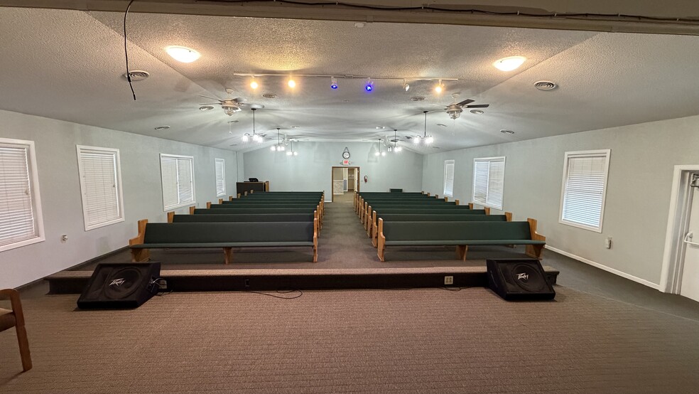 More Photos Of 11233 Lagrange Rd, Elyria Specialty For Sale