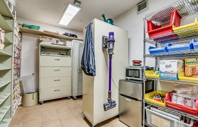 More Photos Of 3055 Route 27, Franklin Park Medical For Sale