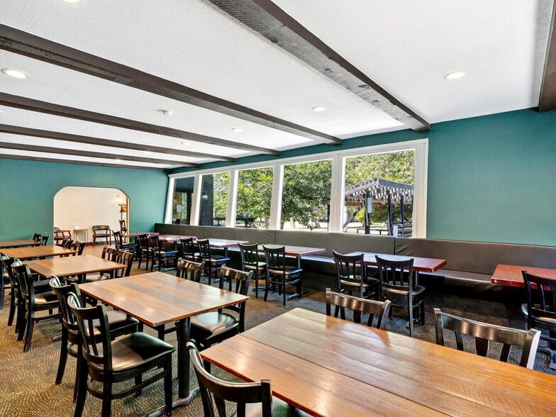 More Photos Of 16451 Golf rd, Cobb Golf Course Driving Range For Sale