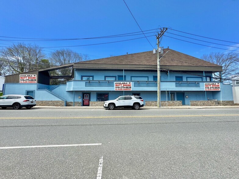 More Photos Of 120-124 Laurel Rd, East Northport Freestanding For Sale