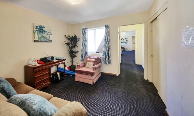 More Photos Of Euclid & Katella Ave, Anaheim Assisted Living For Sale
