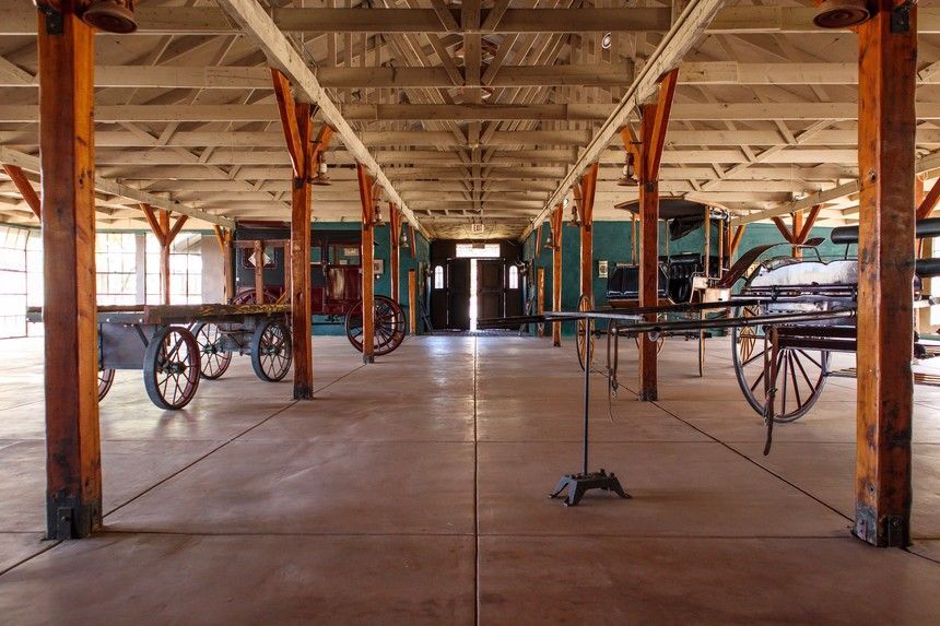 More Photos Of 13500 N Oracle Rd, Tucson Specialty For Sale