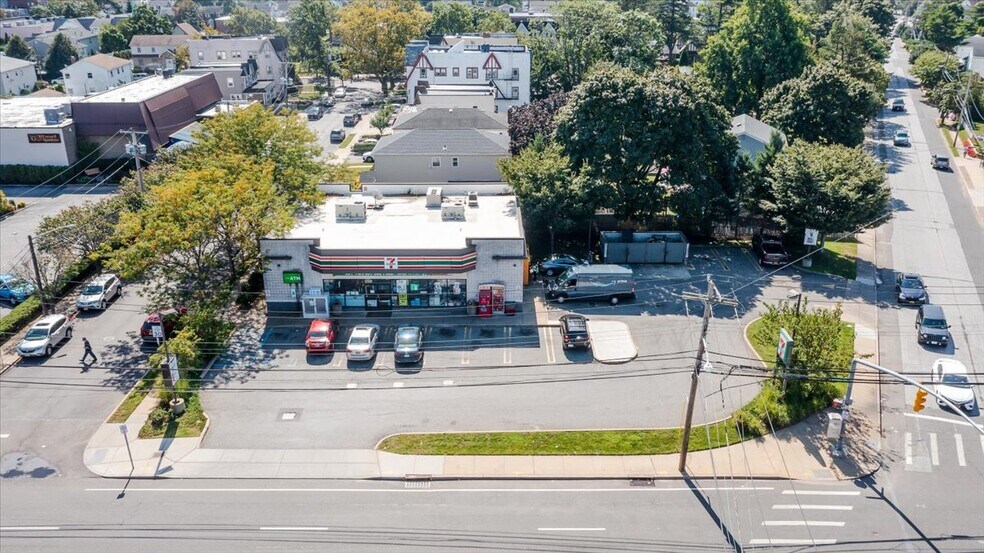More Photos Of 65 Atlantic Ave, Oceanside Convenience Store For Sale