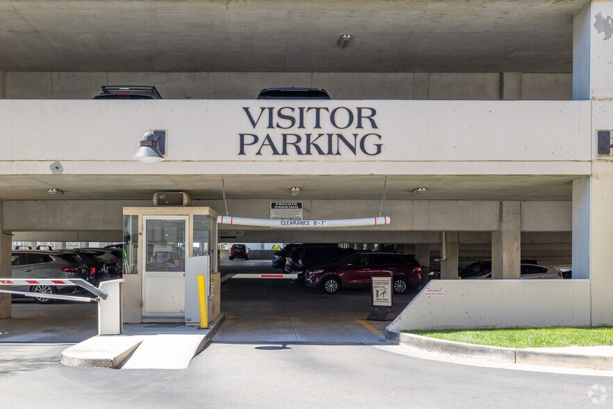 More Photos Of 501 Fairmount Ave, Towson Office For Lease