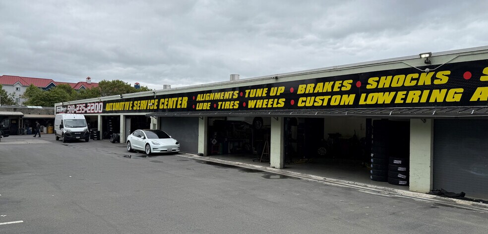 More Photos Of 11820 San Pablo Ave, El Cerrito Auto Repair For Sale