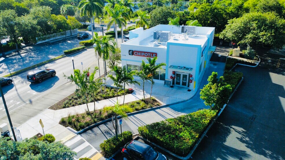 More Photos Of 5390 Biscayne Blvd, Miami General Retail For Sale
