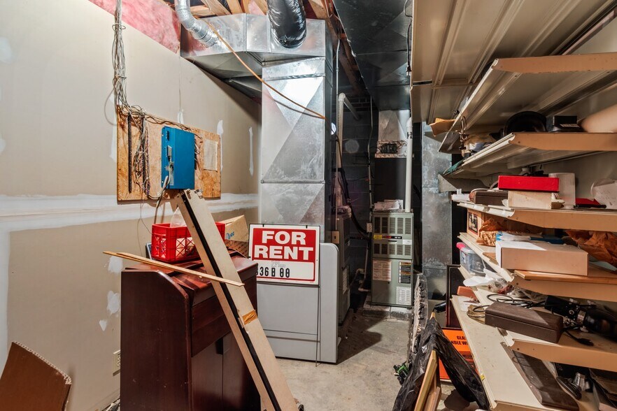 More Photos Of 2910 Reynolda Rd, Winston-Salem Office For Sale