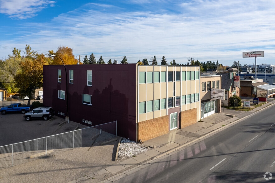 More Photos Of 818 16th Ave NW, Calgary Office For Lease