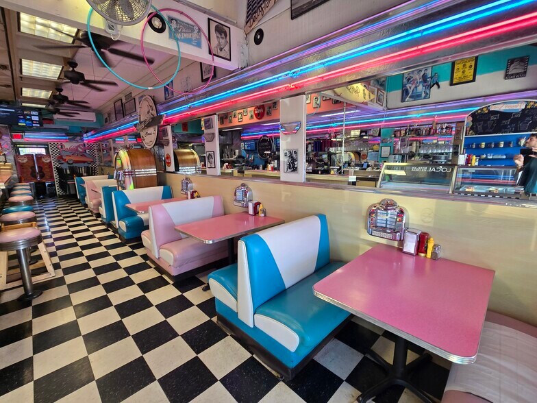 More Photos Of 1279 S Kihei Rd, Kihei Freestanding For Lease