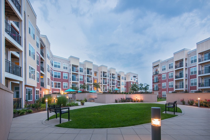 More Photos Of 4211 Ridge Top Rd, Fairfax Apartments For Lease