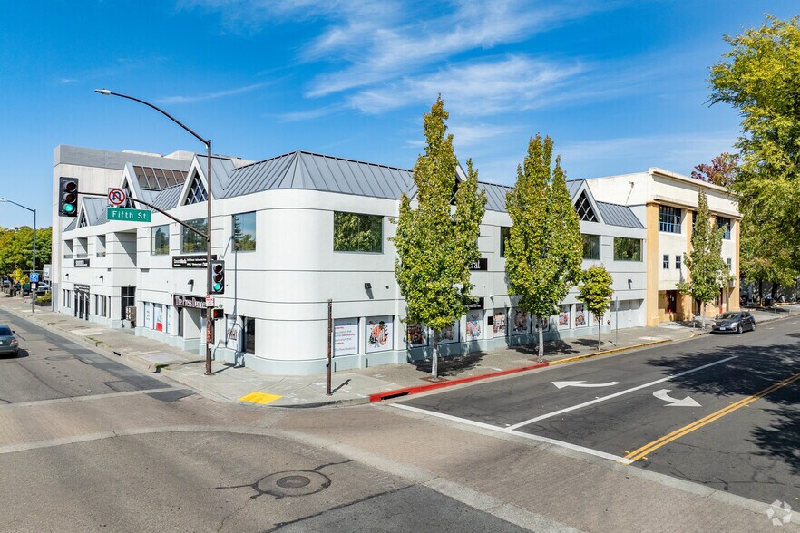 Primary Photo Of 515 5th St, Santa Rosa Health Club For Lease