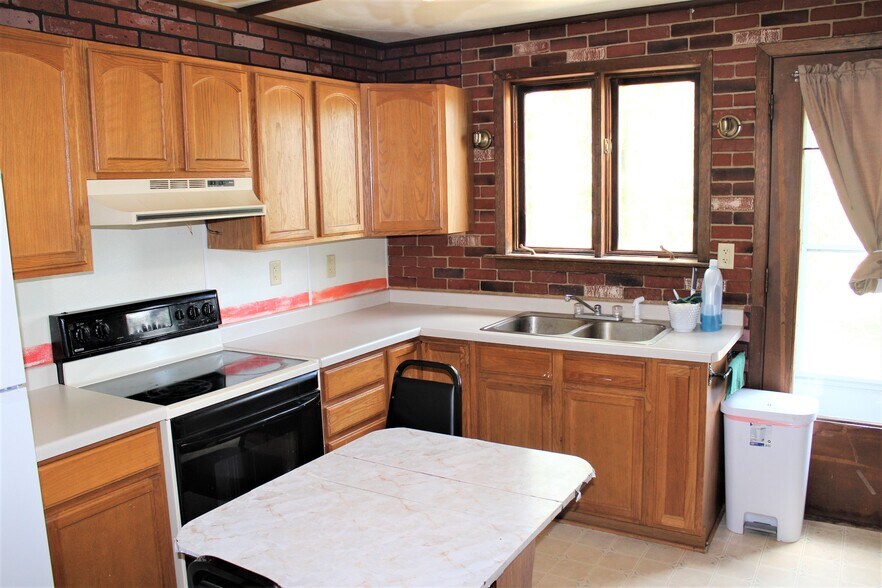 More Photos Of N8894 County Road H, Irma Restaurant For Sale