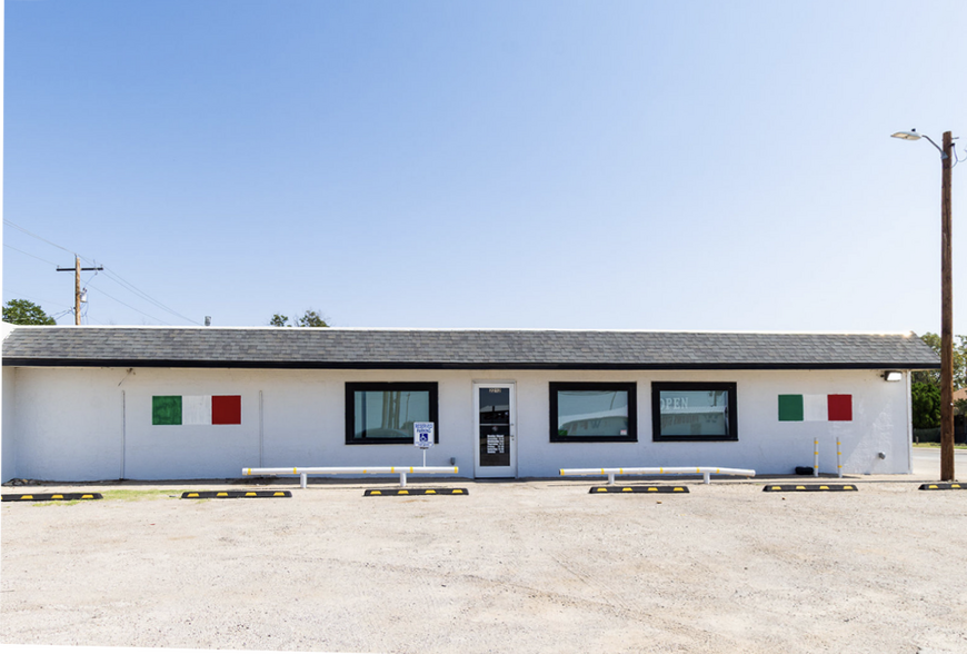 More Photos Of 2212 W Lea St, Carlsbad Warehouse For Sale